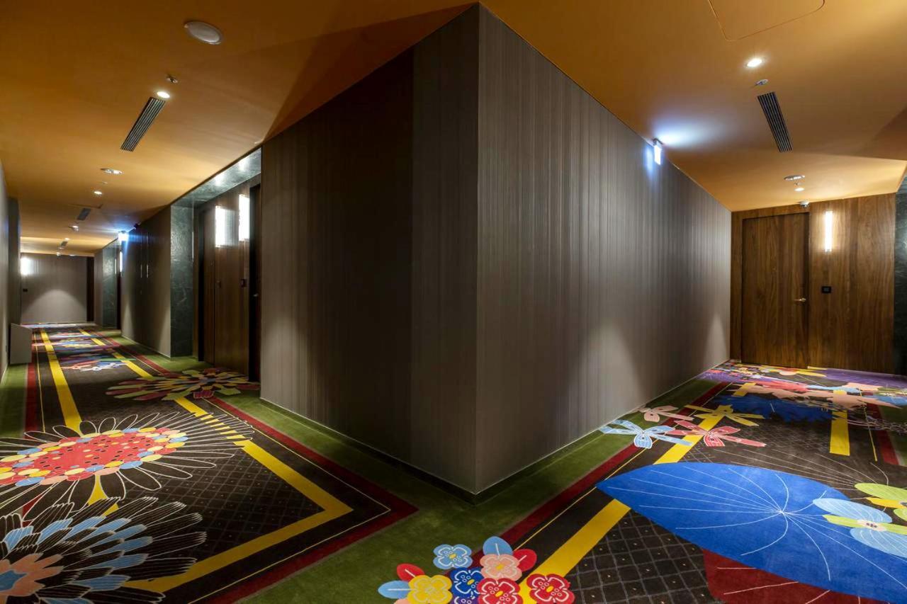 Inhouse Hotel Grand Taichung Exterior foto